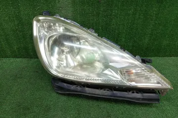 ФАРА НА HONDA FIT GE6