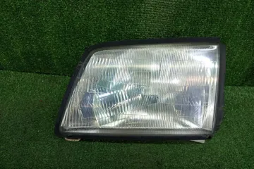 ФАРА НА MAZDA BONGO SK22V