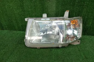 ФАРА НА TOYOTA SUCCEED NCP51V