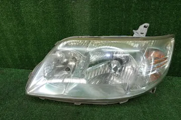 ФАРА НА TOYOTA COROLLA NZE121