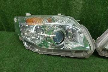 ФАРА НА TOYOTA COROLLA  AXIO NZE141