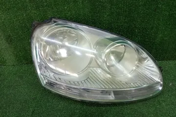 ФАРА НА VOLKSWAGEN GOLF 1K1