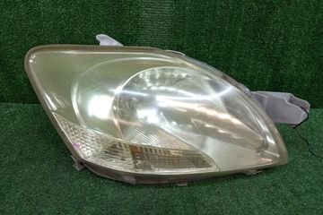 ФАРА НА TOYOTA BELTA SCP92