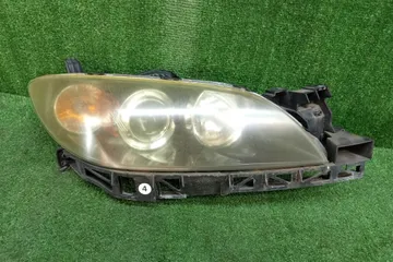 ФАРА НА MAZDA AXELA BK3P