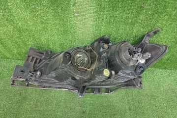 ФАРА НА MAZDA AXELA BK3P