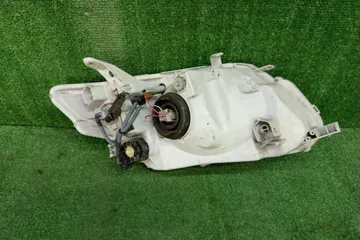 ФАРА НА TOYOTA COROLLA  AXIO NZE141