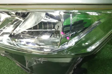 ФАРА НА NISSAN SERENA C27