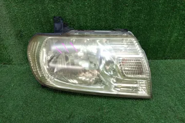ФАРА НА MITSUBISHI MIRAGE DINGO CQ2A