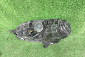 ФАРА НА VOLKSWAGEN GOLF 1K1