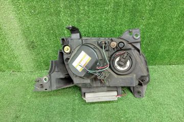 ФАРА НА MAZDA MPV LW5W