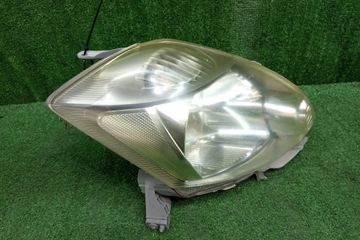 ФАРА НА TOYOTA PASSO KGC10