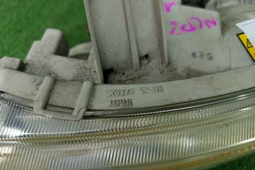 ФАРА НА TOYOTA BB NCP30