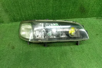 ФАРА НА HONDA INSPIRE UA2