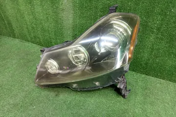 ФАРА НА NISSAN FUGA Y50