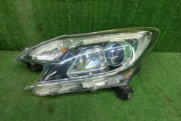 ФАРА НА NISSAN NOTE E12