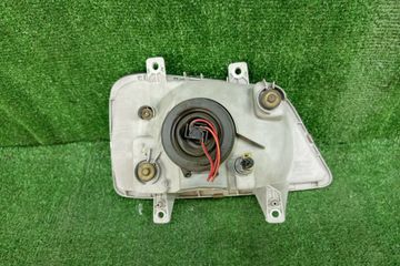 ФАРА НА TOYOTA CAMI J100E