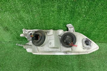 ФАРА НА TOYOTA WINDOM MCV21