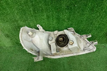 ФАРА НА TOYOTA PLATZ NCP12