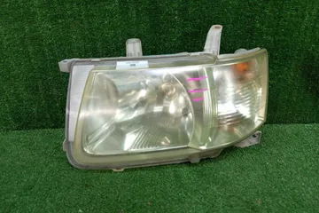 ФАРА НА TOYOTA SUCCEED NCP51V