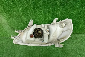 ФАРА НА TOYOTA PLATZ NCP12