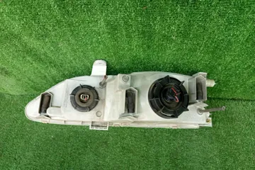 ФАРА НА TOYOTA CARINA ED ST202