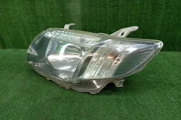 ФАРА НА TOYOTA COROLLA FIELDER NZE141G