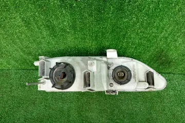 ФАРА НА TOYOTA CARINA ED ST202
