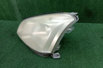 ФАРА НА TOYOTA PREMIO NZT240