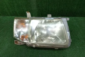 ФАРА НА TOYOTA SUCCEED NCP51V
