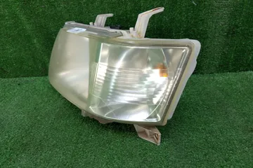 ФАРА НА TOYOTA SUCCEED NCP51V