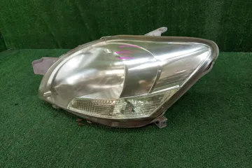 ФАРА НА TOYOTA BELTA SCP92