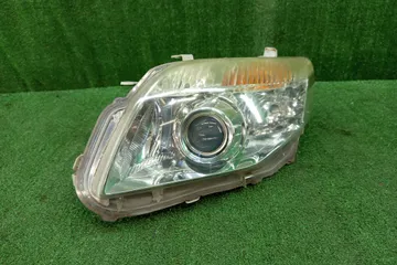 ФАРА НА TOYOTA COROLLA  AXIO NZE141