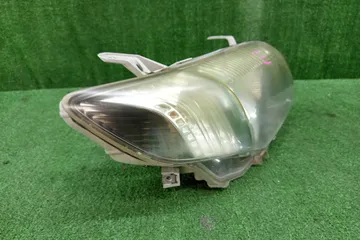 ФАРА НА TOYOTA COROLLA FIELDER NZE141G