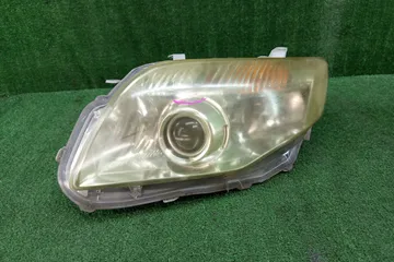 ФАРА НА TOYOTA COROLLA  AXIO NZE141