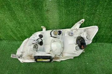 ФАРА НА TOYOTA COROLLA  AXIO NZE141