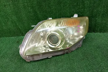 ФАРА НА TOYOTA COROLLA  AXIO NZE141