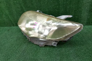 ФАРА НА TOYOTA COROLLA  AXIO NZE141