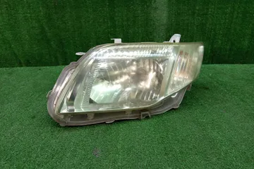 ФАРА НА TOYOTA COROLLA  AXIO NZE141