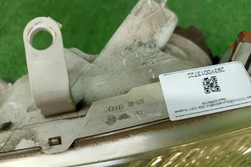 ФАРА НА TOYOTA COROLLA  AXIO NZE141