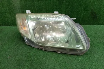 ФАРА НА TOYOTA COROLLA  AXIO NZE141