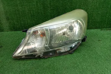 ФАРА НА TOYOTA VITZ NCP131
