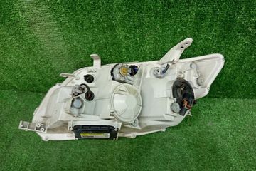 ФАРА НА TOYOTA COROLLA  AXIO NZE141