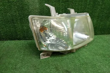 ФАРА НА TOYOTA SUCCEED NCP51V