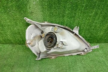 ФАРА НА TOYOTA VITZ NCP10