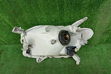 ФАРА НА TOYOTA PROBOX NCP160V