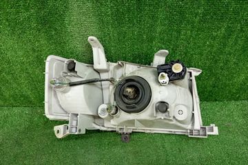 ФАРА НА TOYOTA PROBOX NCP51V