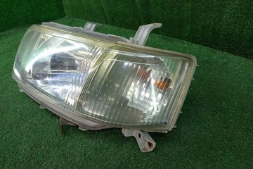 ФАРА НА TOYOTA PROBOX NCP51V