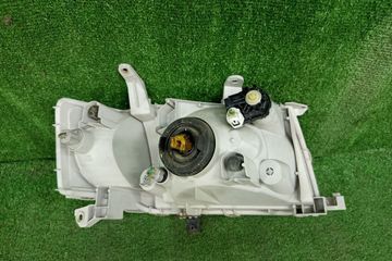 ФАРА НА TOYOTA PROBOX NCP51V