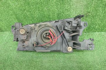 ФАРА НА MAZDA DEMIO DW3W