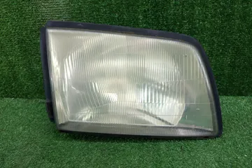 ФАРА НА MAZDA BONGO SK22V